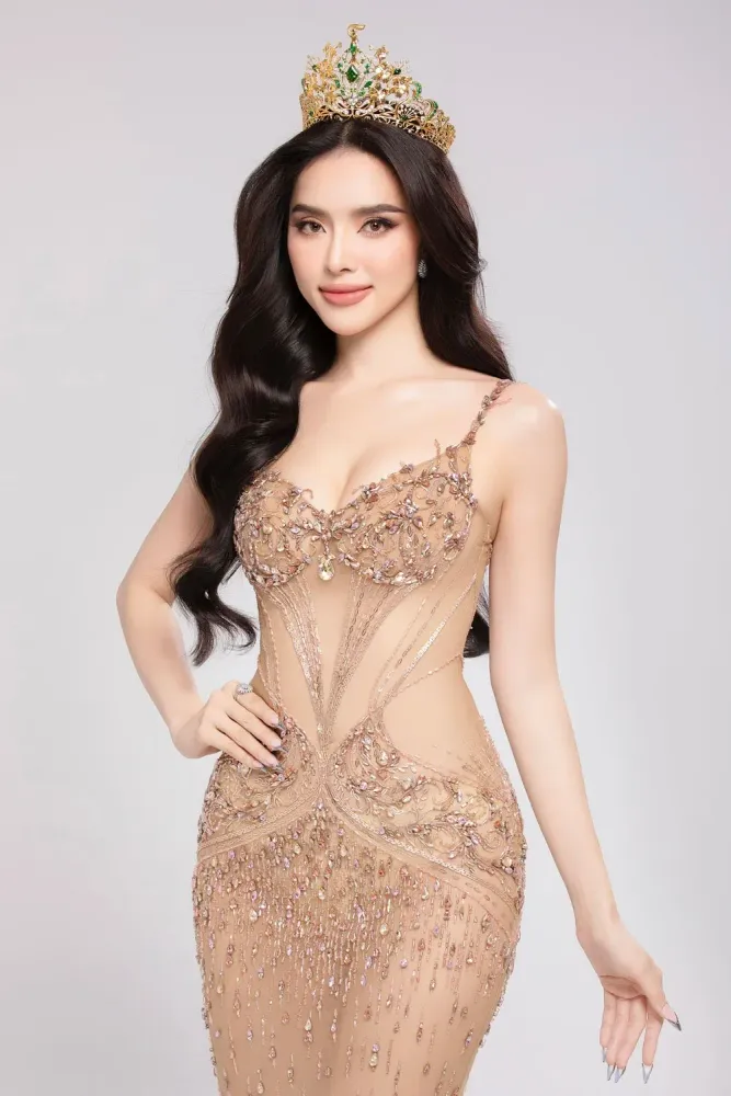 Á hậu 1 Miss Grand Vietnam 2024 Hạnh Nguyên sau nâng ngực nội soi