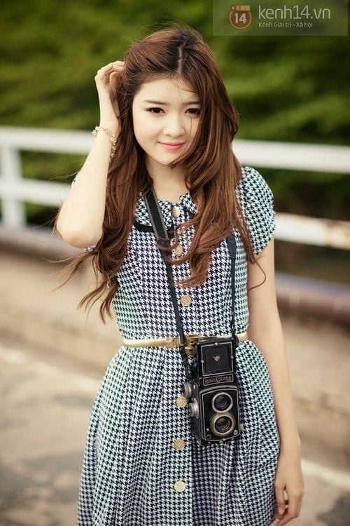 Gương mặt bầu bĩnh, tròn đầy của Lilly Luta trước phẫu thuạt thẩm mỹ đây...